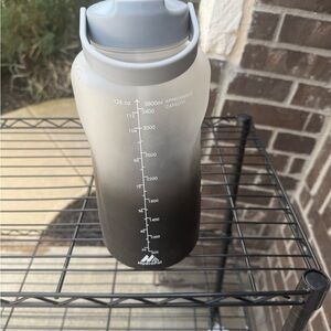 Gray and Black Gradient Thermos with Measurement Markings